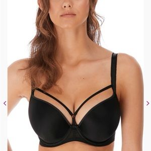 Freya moulded plunge bra with straps
AA5330 32GG UK, 32I US
1 Black